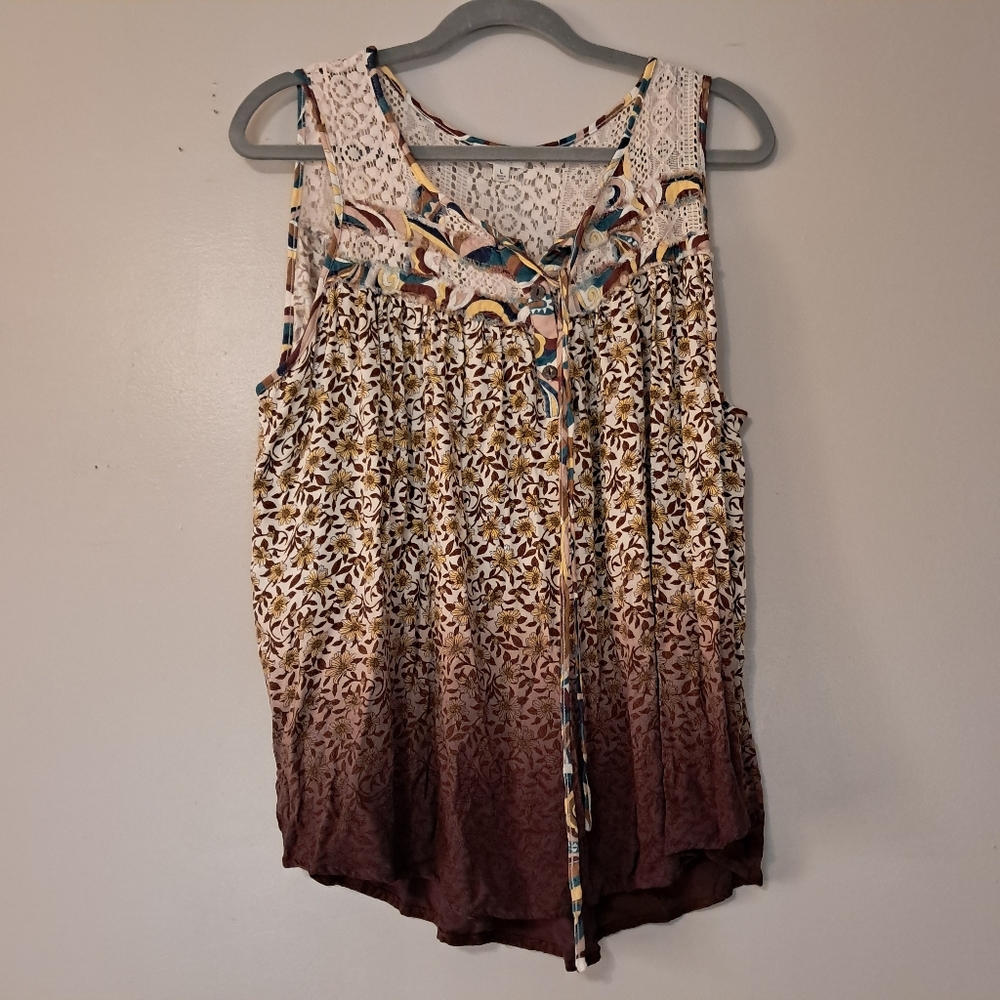 NWT Earthbound Floral Tank Top